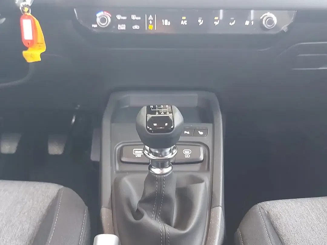 Kia Stonic - Thumbnail 14