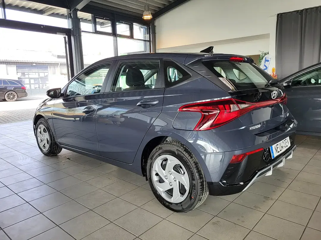 Hyundai i20 - Thumbnail 4