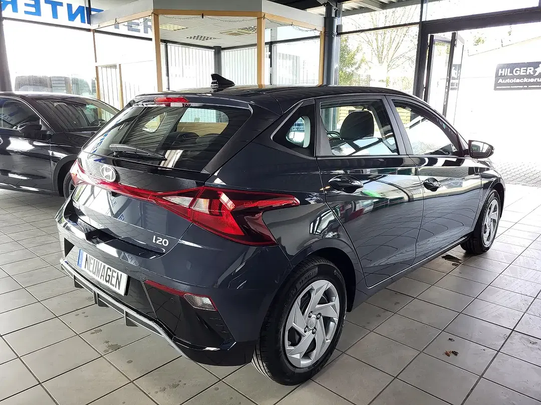 Hyundai i20 - Thumbnail 6