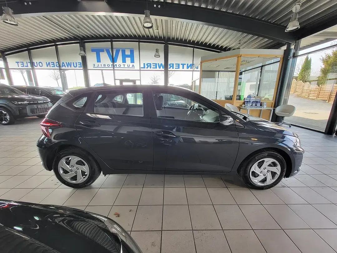 Hyundai i20 - Thumbnail 7