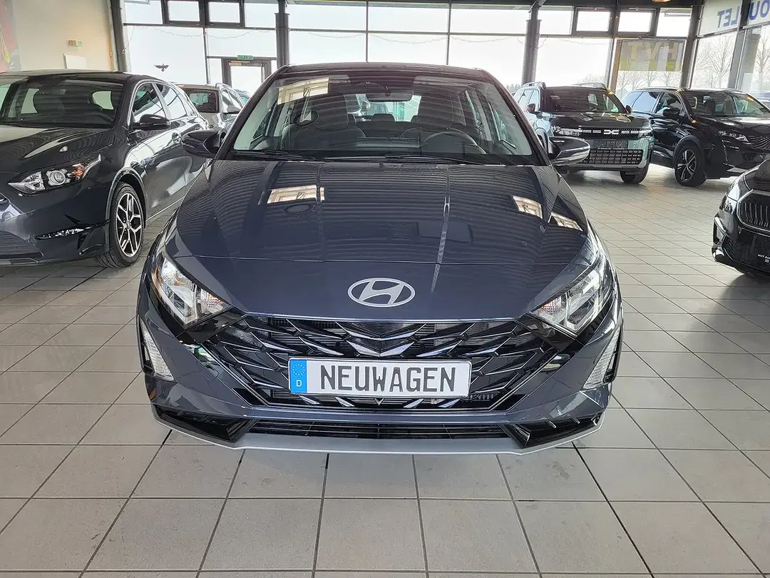 Hyundai i20 - Thumbnail 9