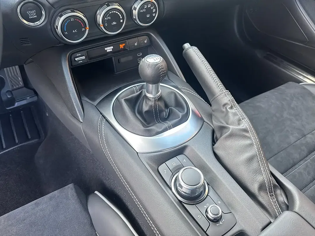 Mazda MX-5 - Thumbnail 11