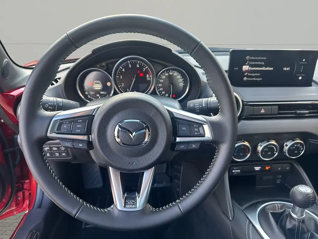 Mazda MX-5 - Thumbnail 5