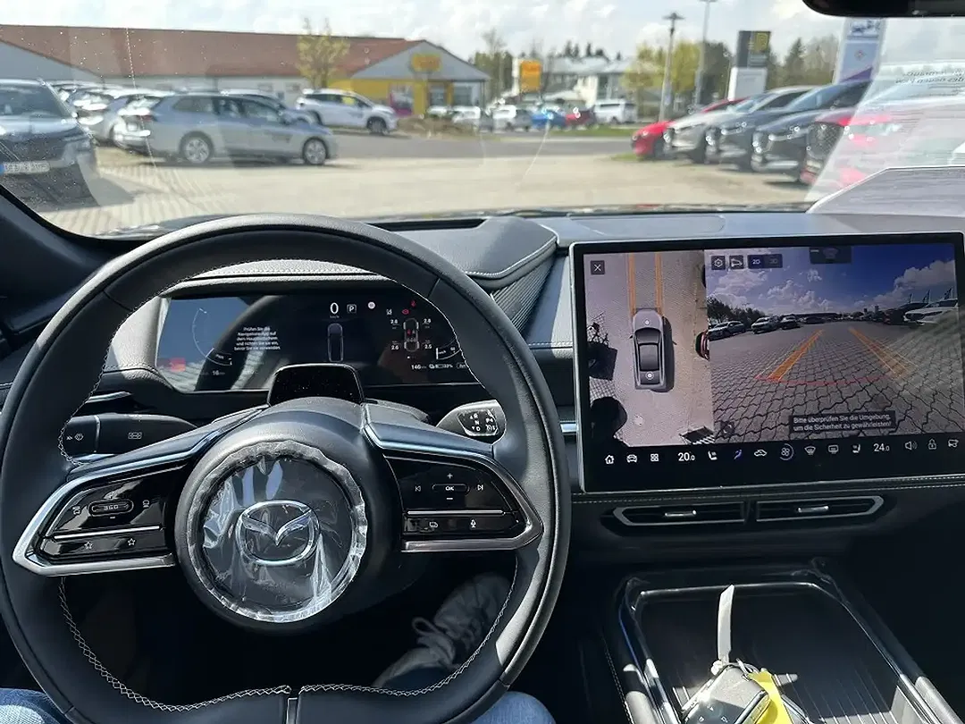 Mazda 6e - Thumbnail 5