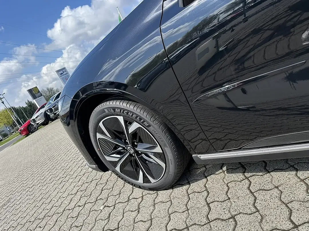 Mazda 6e - Thumbnail 8