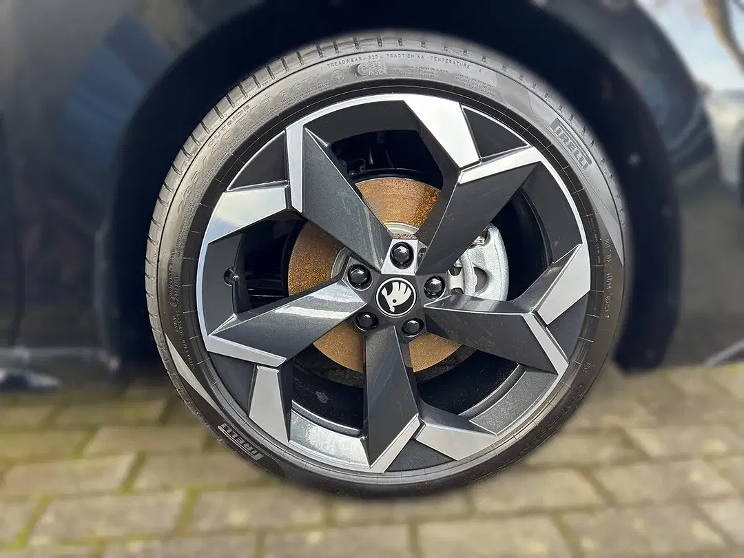 Skoda Superb - Thumbnail 5
