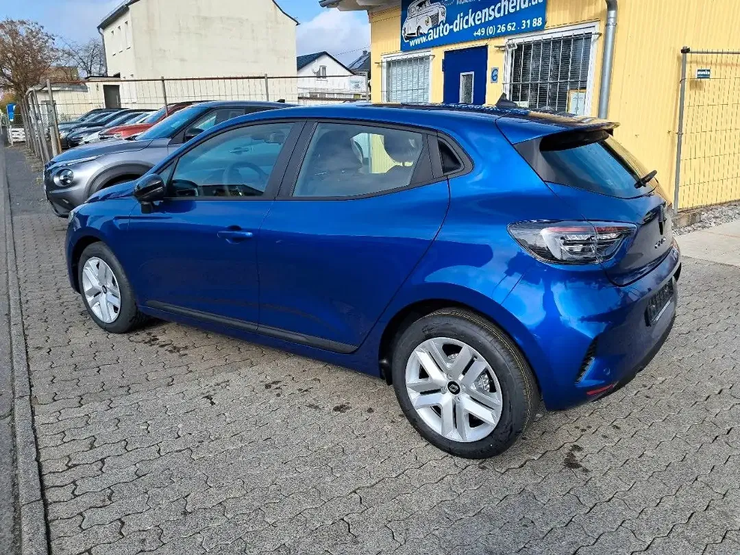 Renault Clio - Thumbnail 12