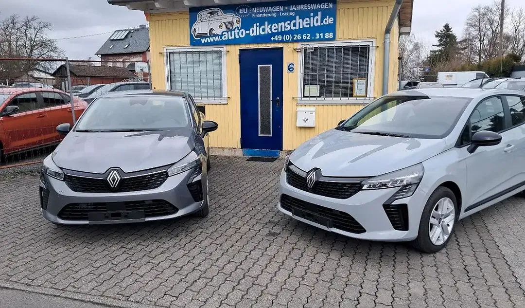 Renault Clio - Thumbnail 4