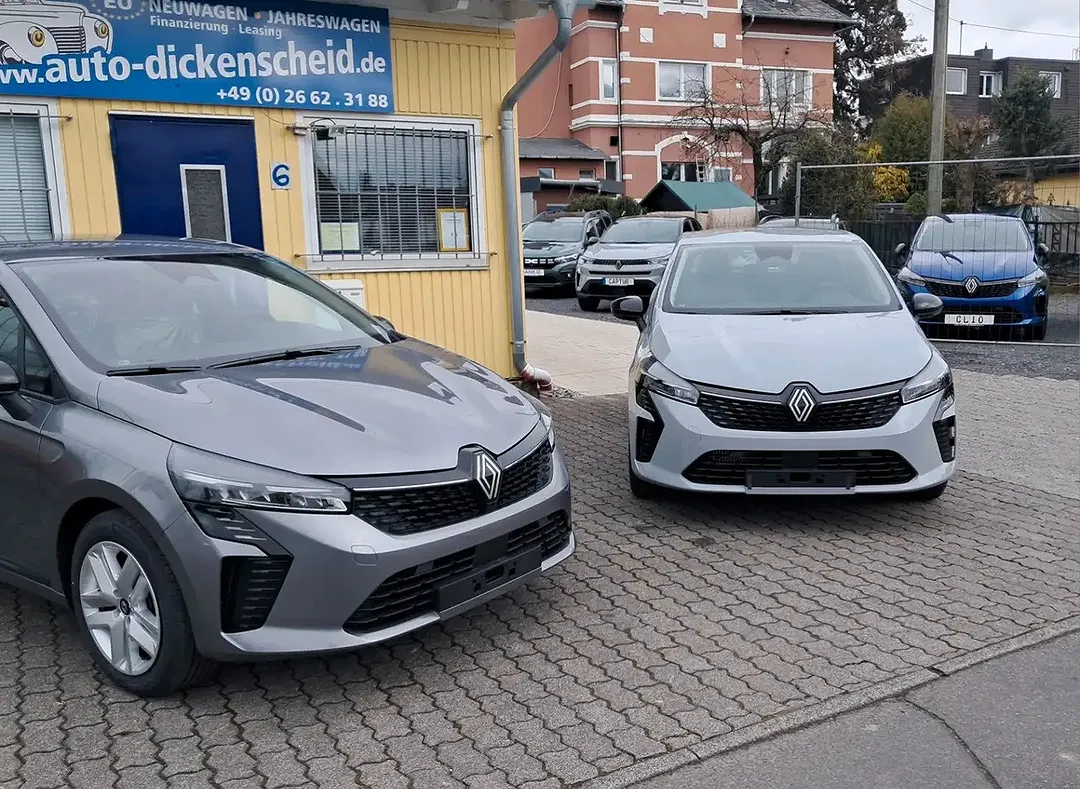 Renault Clio - Thumbnail 5