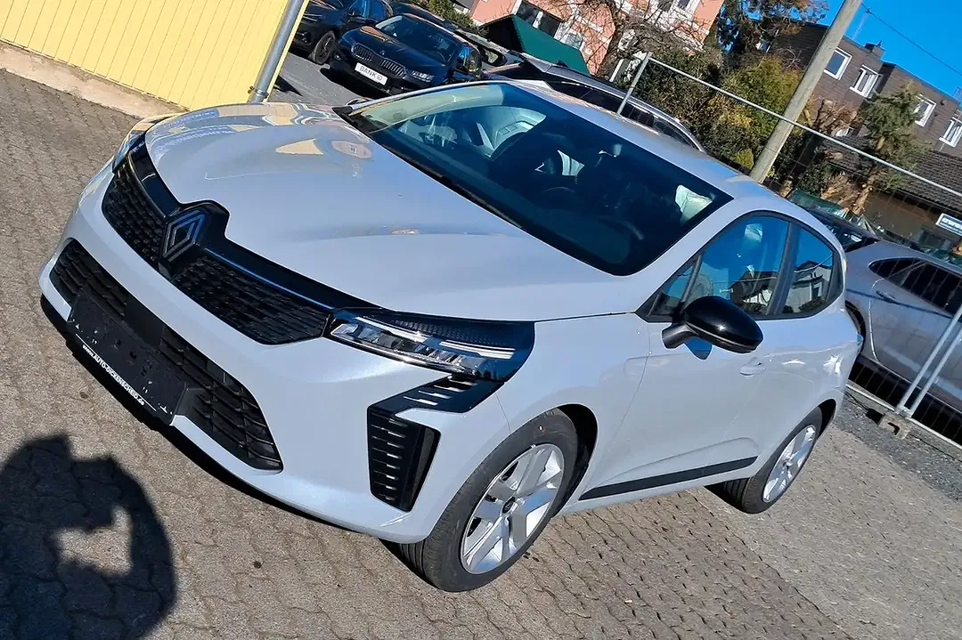 Renault Clio - Thumbnail 8