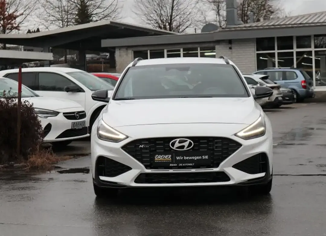 Hyundai i30 - Thumbnail 2