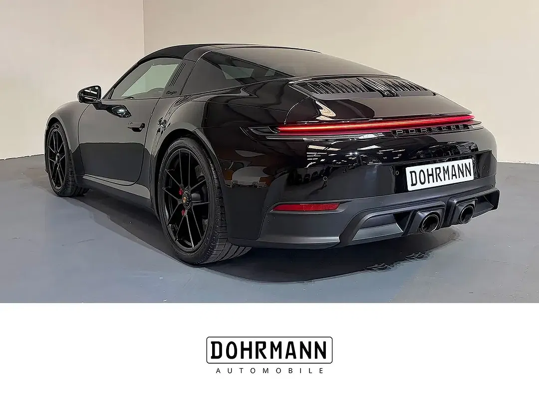 Porsche 992 - Thumbnail 5