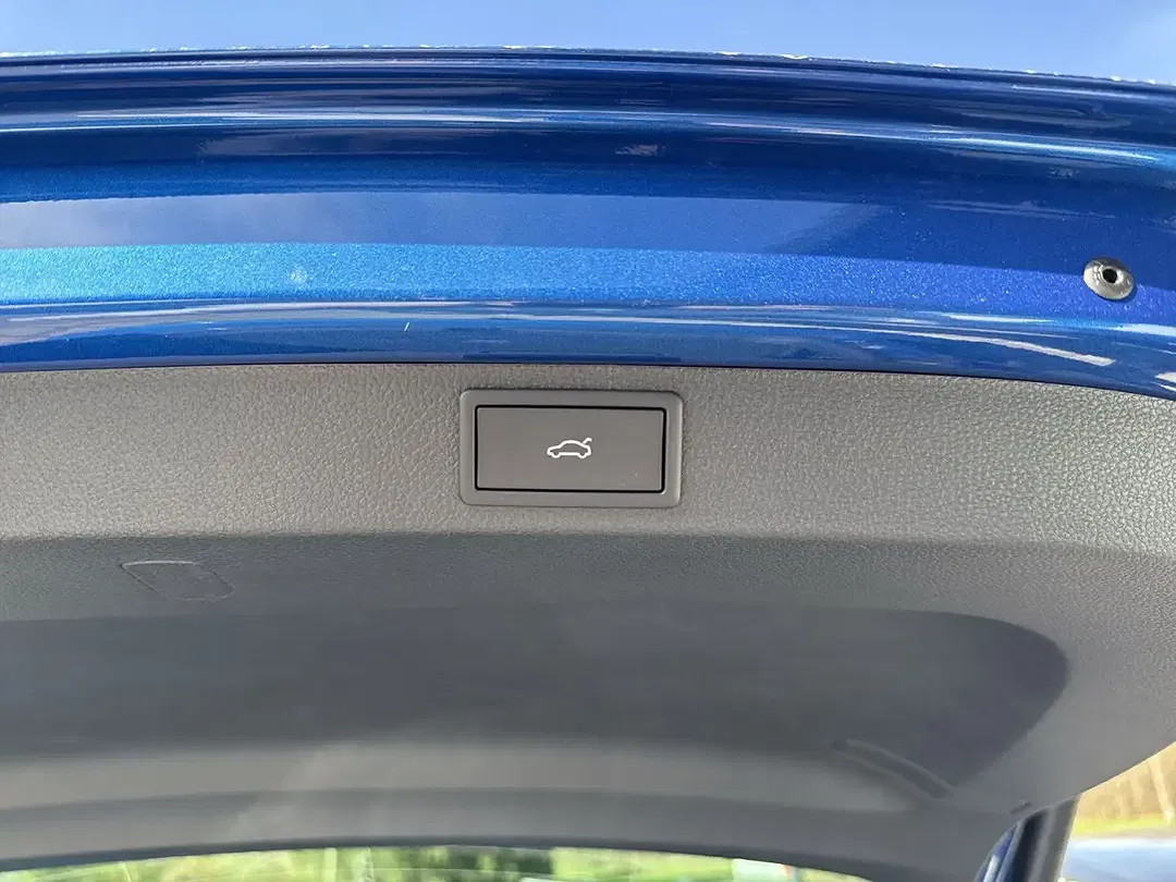 Skoda Karoq - Thumbnail 12