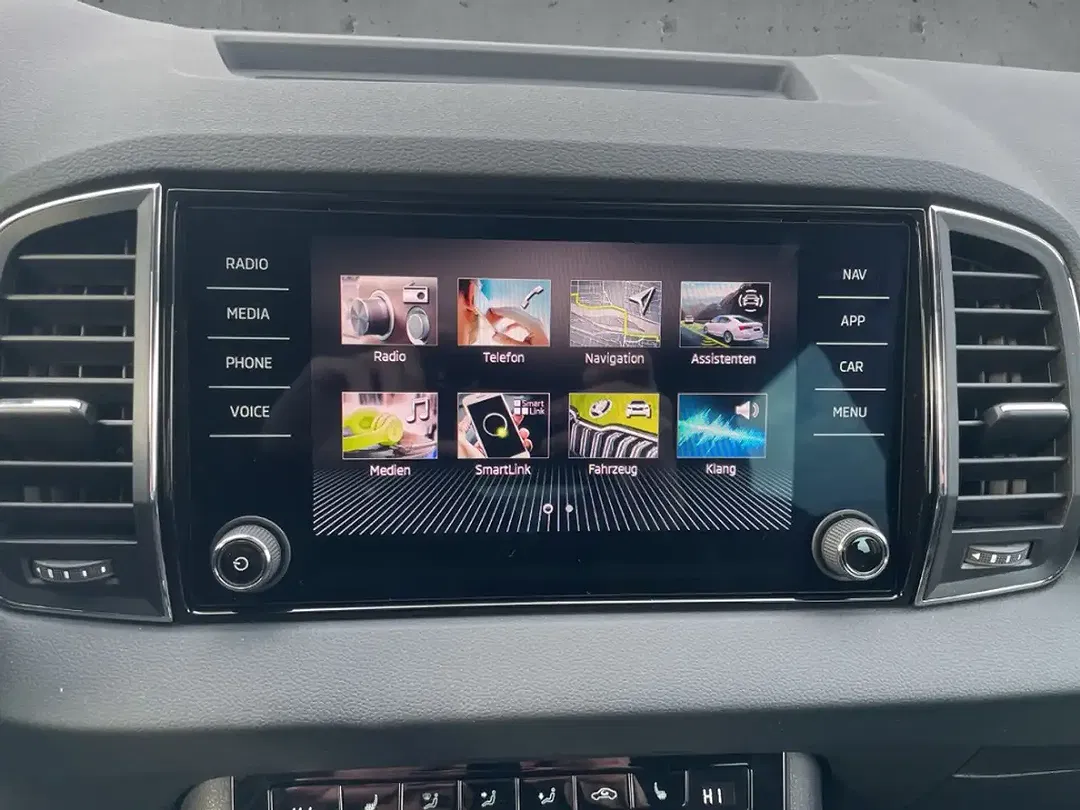 Skoda Karoq - Thumbnail 12