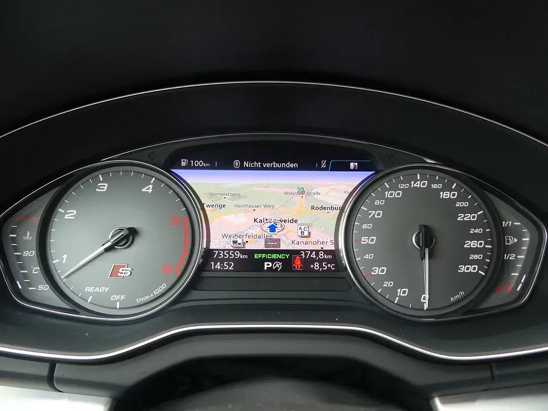 Audi SQ5 - Thumbnail 12