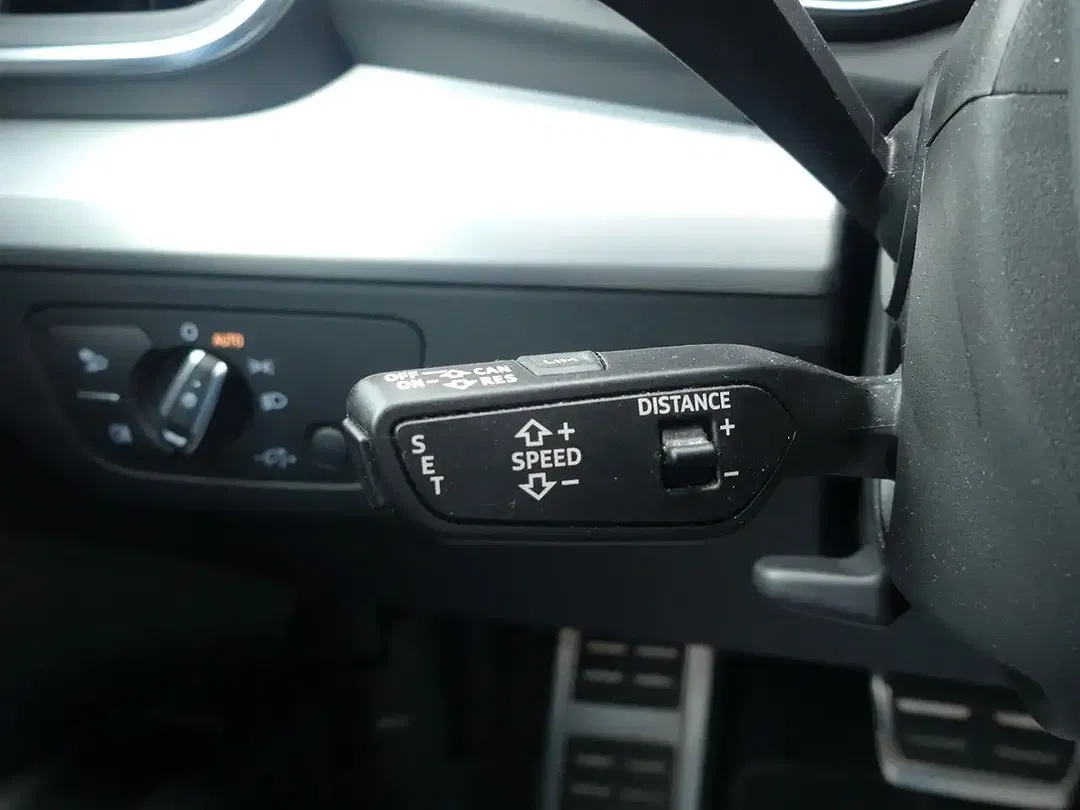 Audi SQ5 - Thumbnail 13