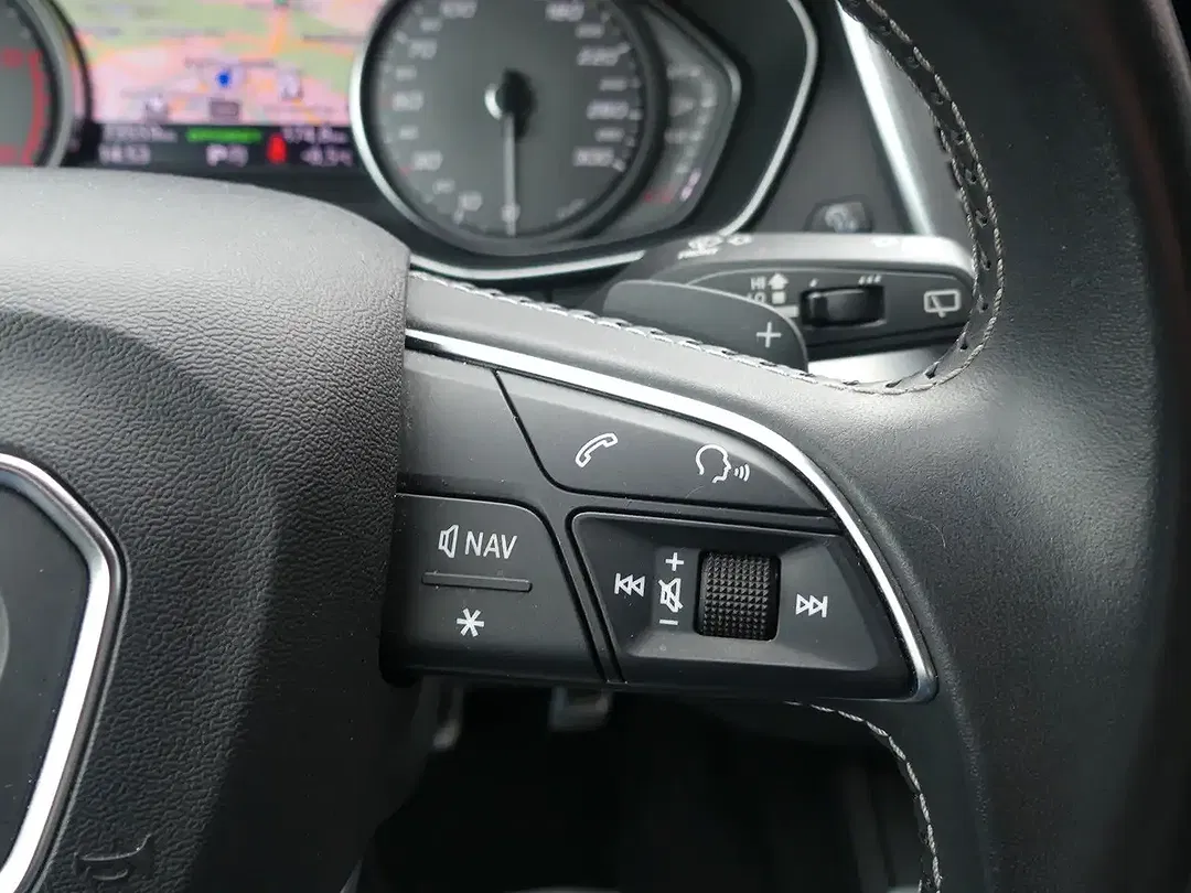 Audi SQ5 - Thumbnail 16