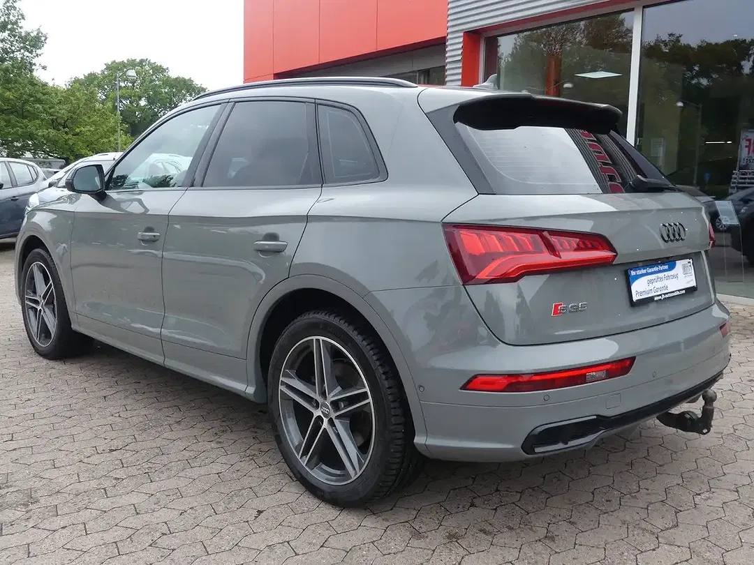 Audi SQ5 - Thumbnail 3