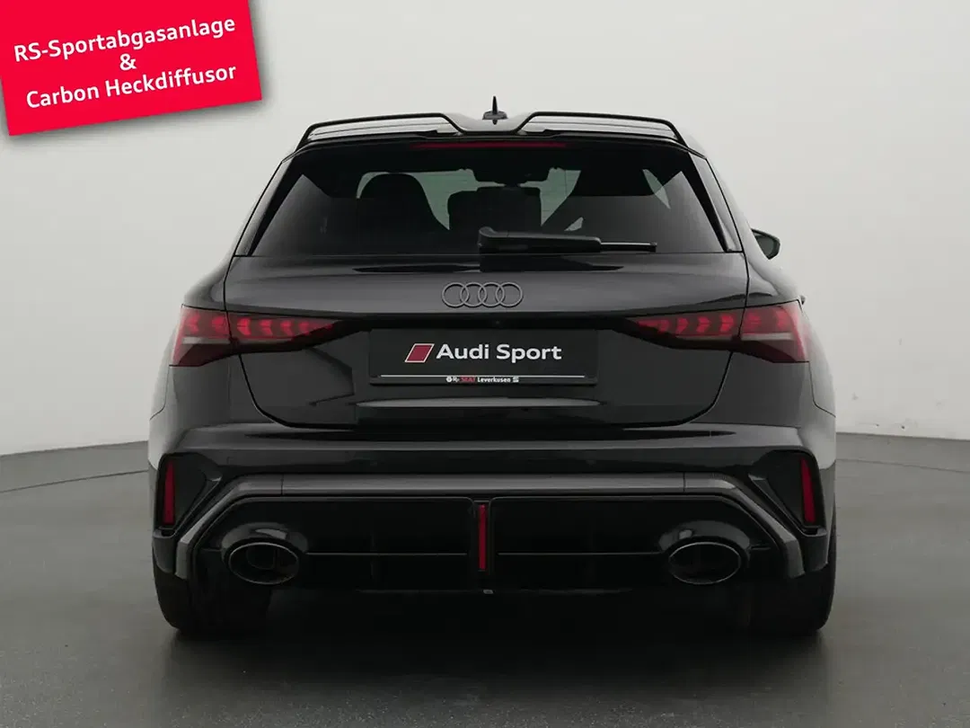 Audi RS3 - Thumbnail 3