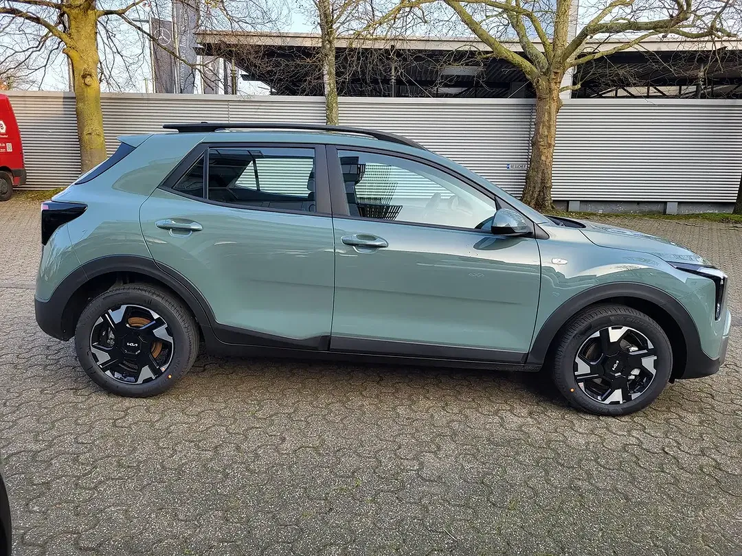 Kia Stonic - Thumbnail 7