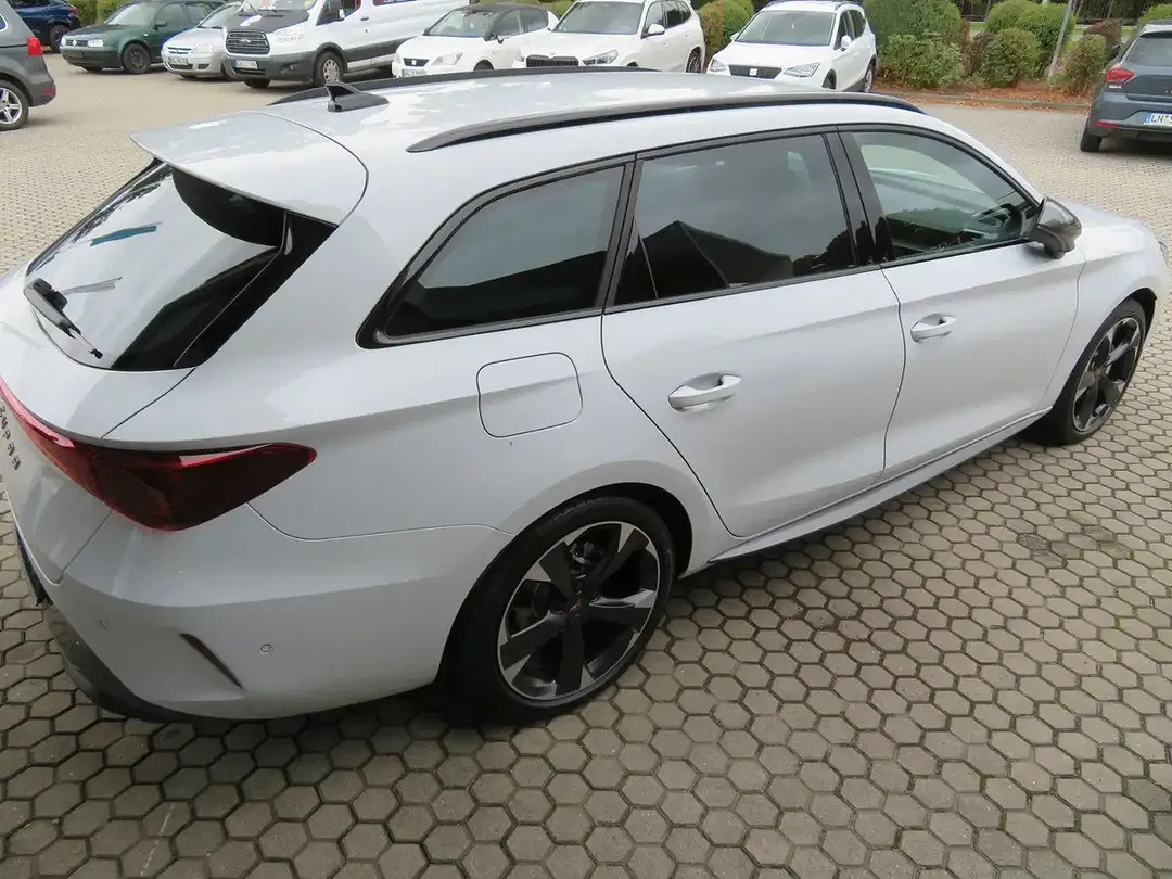 CUPRA Leon - Thumbnail 10