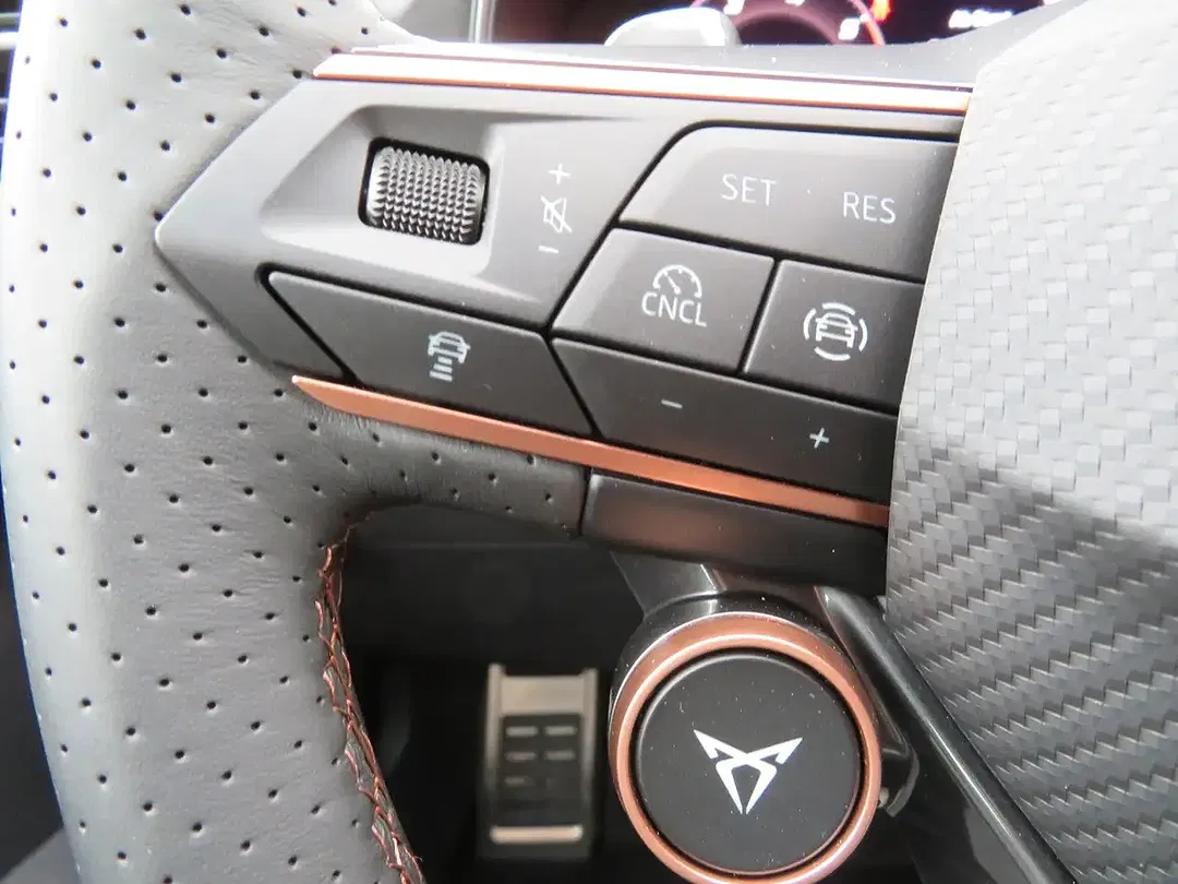 CUPRA Leon - Thumbnail 14