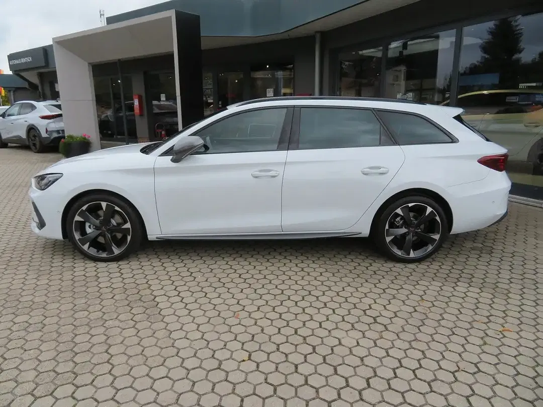 CUPRA Leon - Thumbnail 5