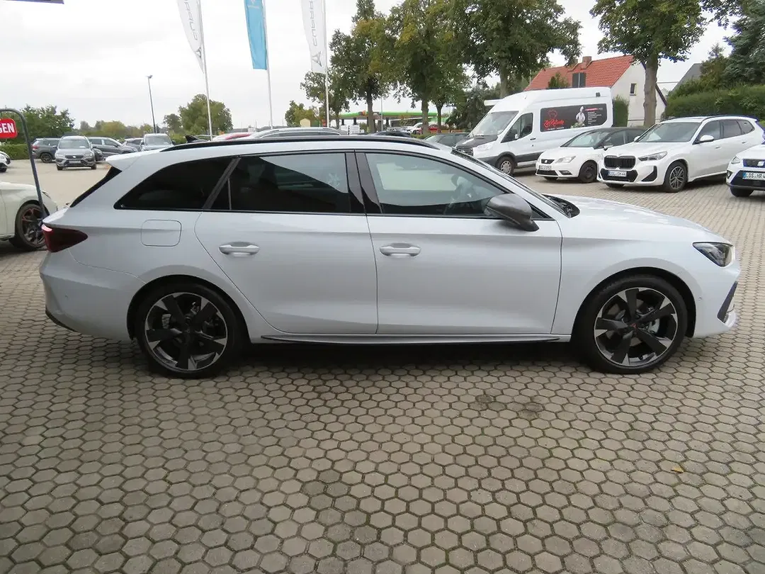 CUPRA Leon - Thumbnail 7
