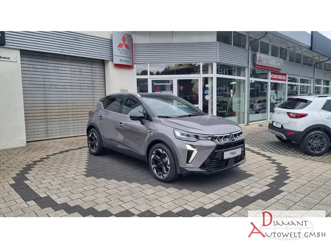 Mitsubishi ASX - Thumbnail 2