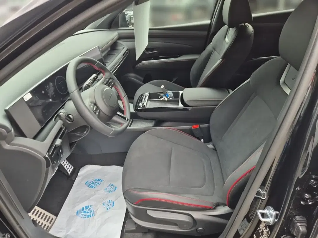 Hyundai TUCSON - Thumbnail 9