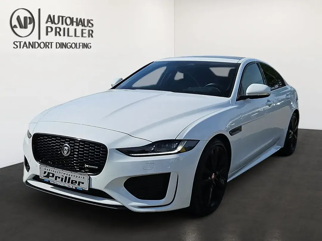 Jaguar XE P250 R-Dynamic HSE