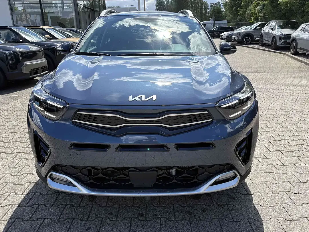 Kia Stonic - Thumbnail 3