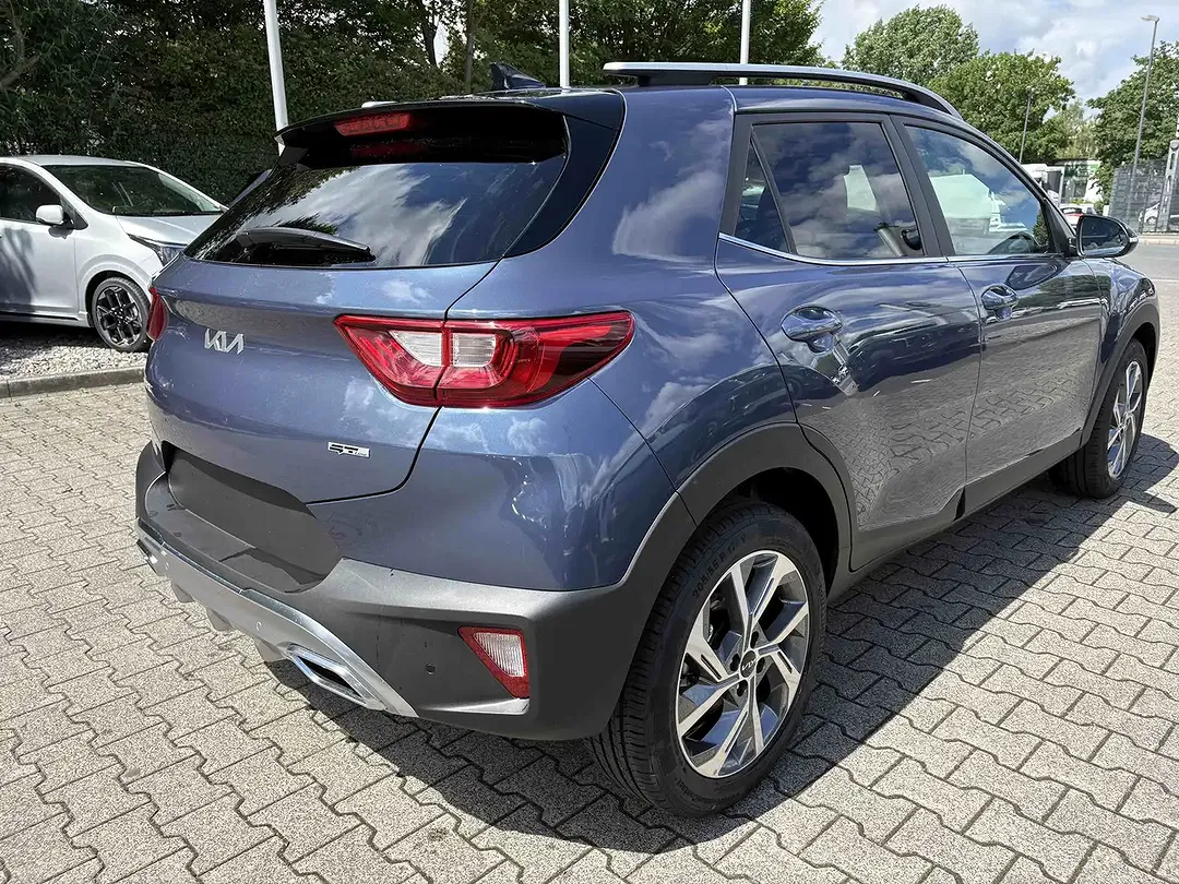 Kia Stonic - Thumbnail 4