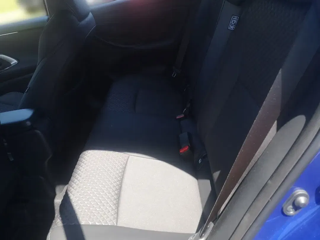 Mazda 2 - Thumbnail 9
