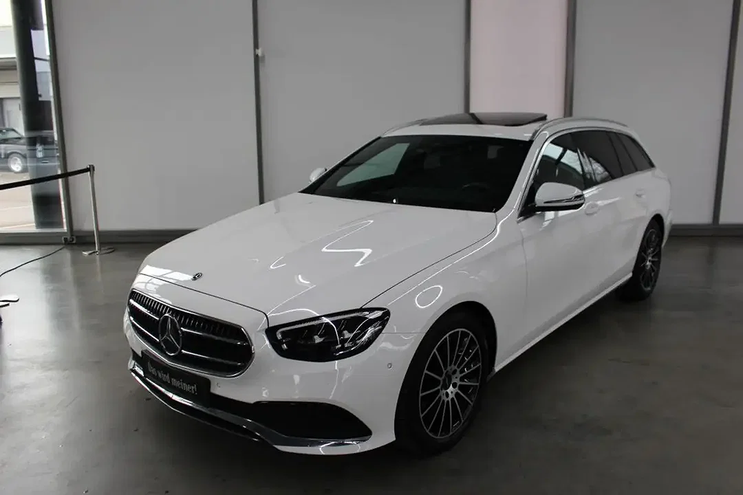 Mercedes-Benz E 220 - Afbeelding 1