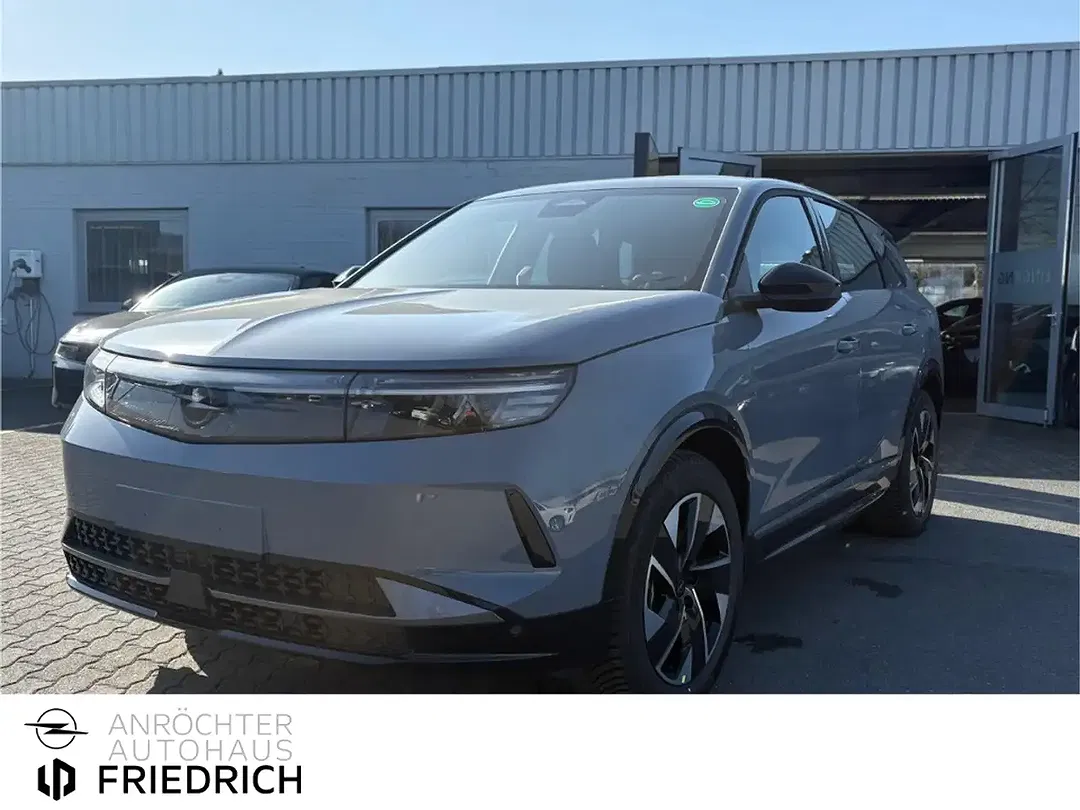 Opel Grandland - Thumbnail 1