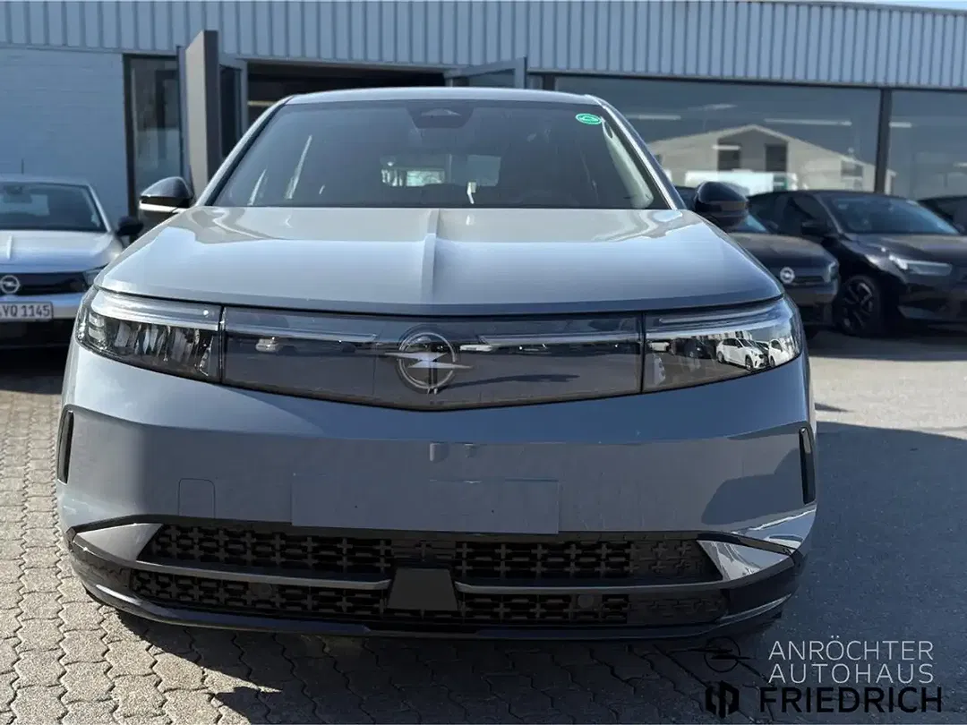 Opel Grandland - Thumbnail 3