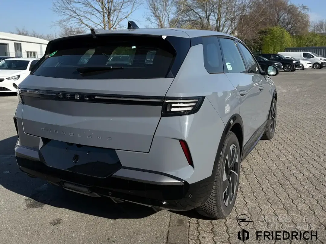 Opel Grandland - Thumbnail 4