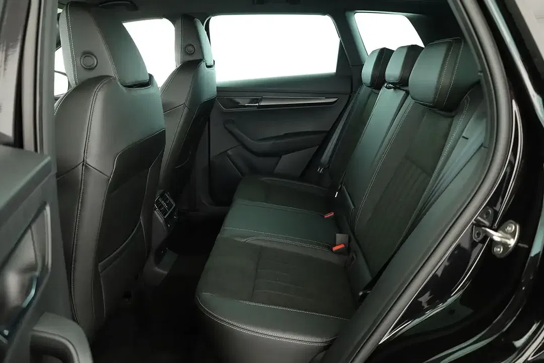 Skoda Karoq - Thumbnail 12