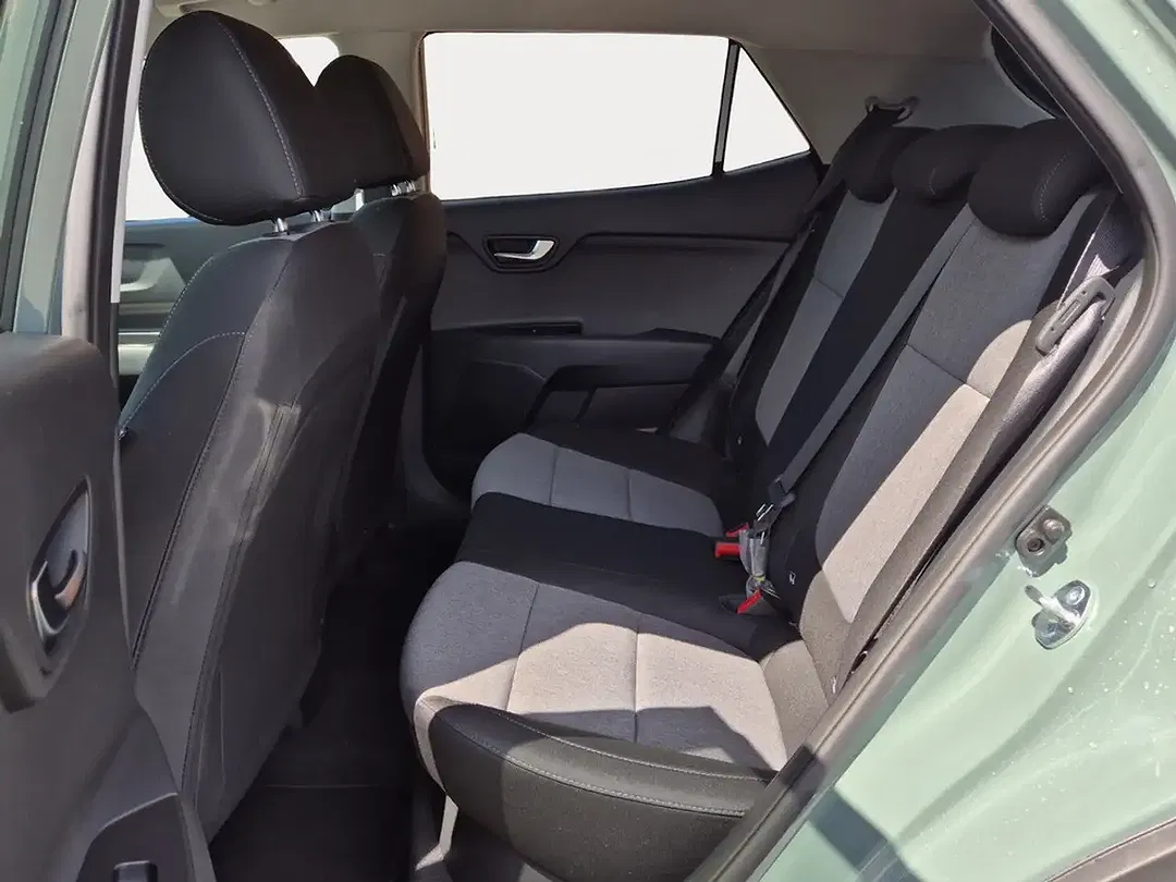 Kia Stonic - Thumbnail 8