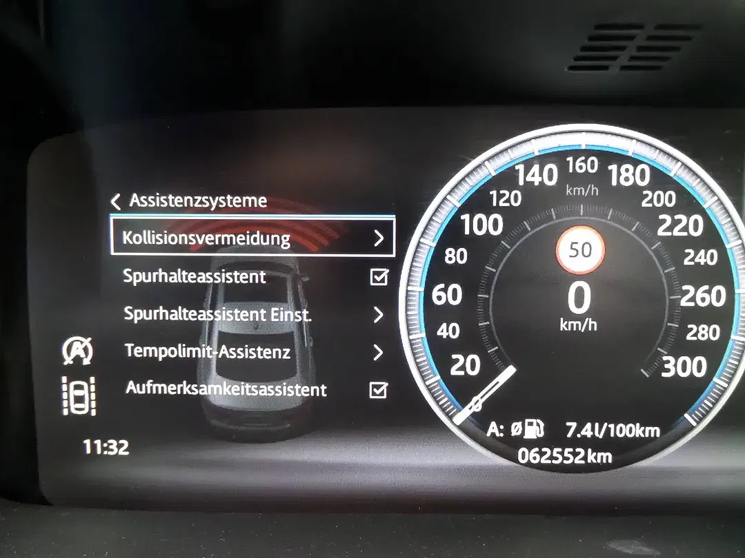 Jaguar XF - Thumbnail 14
