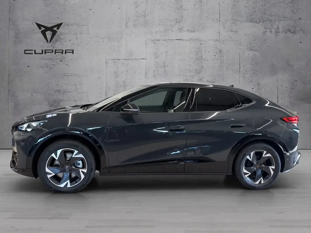 CUPRA Tavascan - Thumbnail 3
