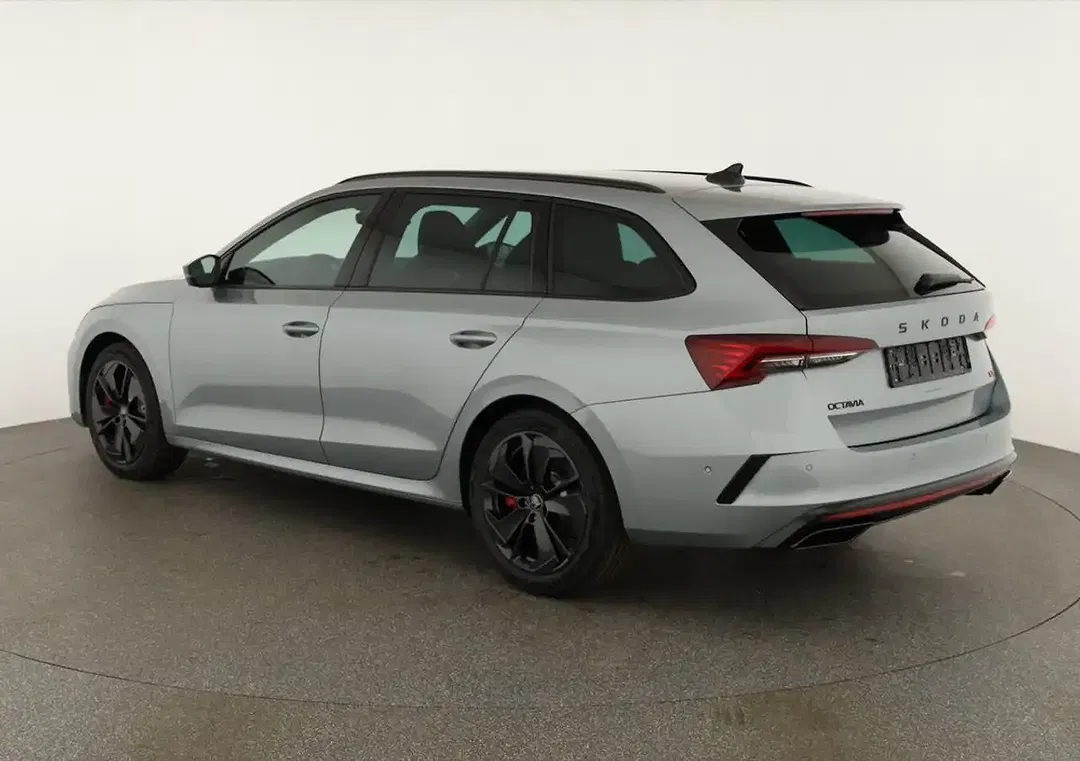 Skoda Octavia - Thumbnail 3