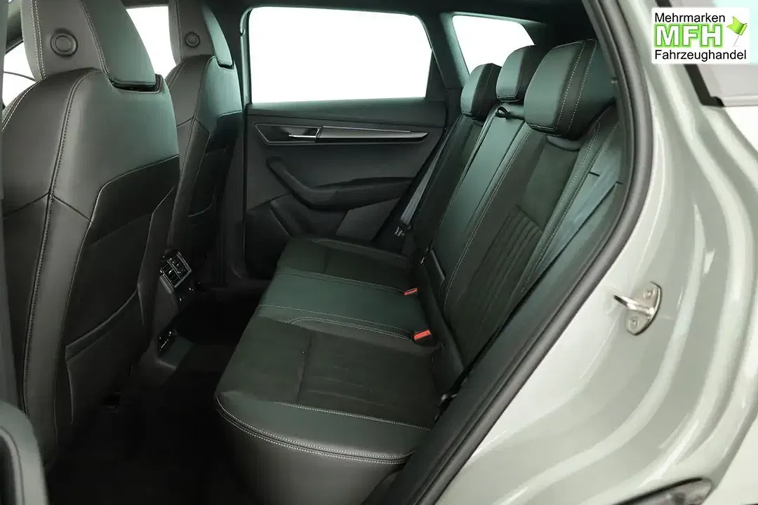 Skoda Karoq - Thumbnail 11