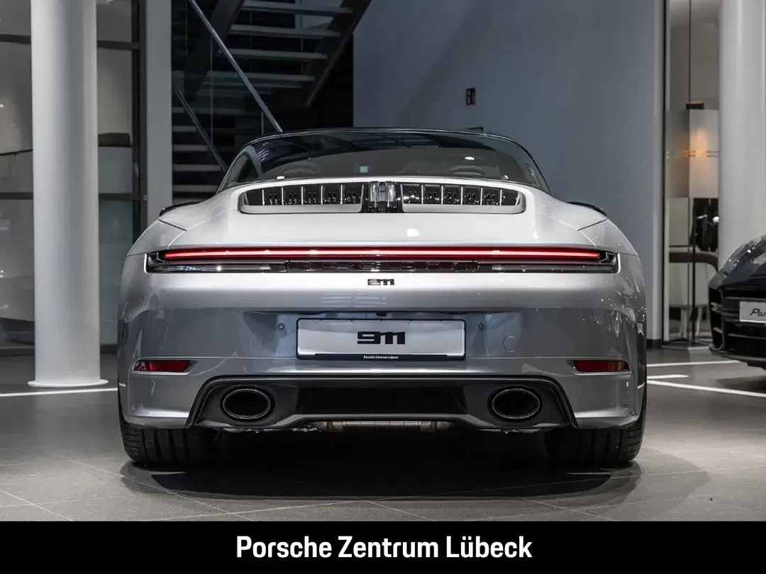 Porsche 992 - Thumbnail 8