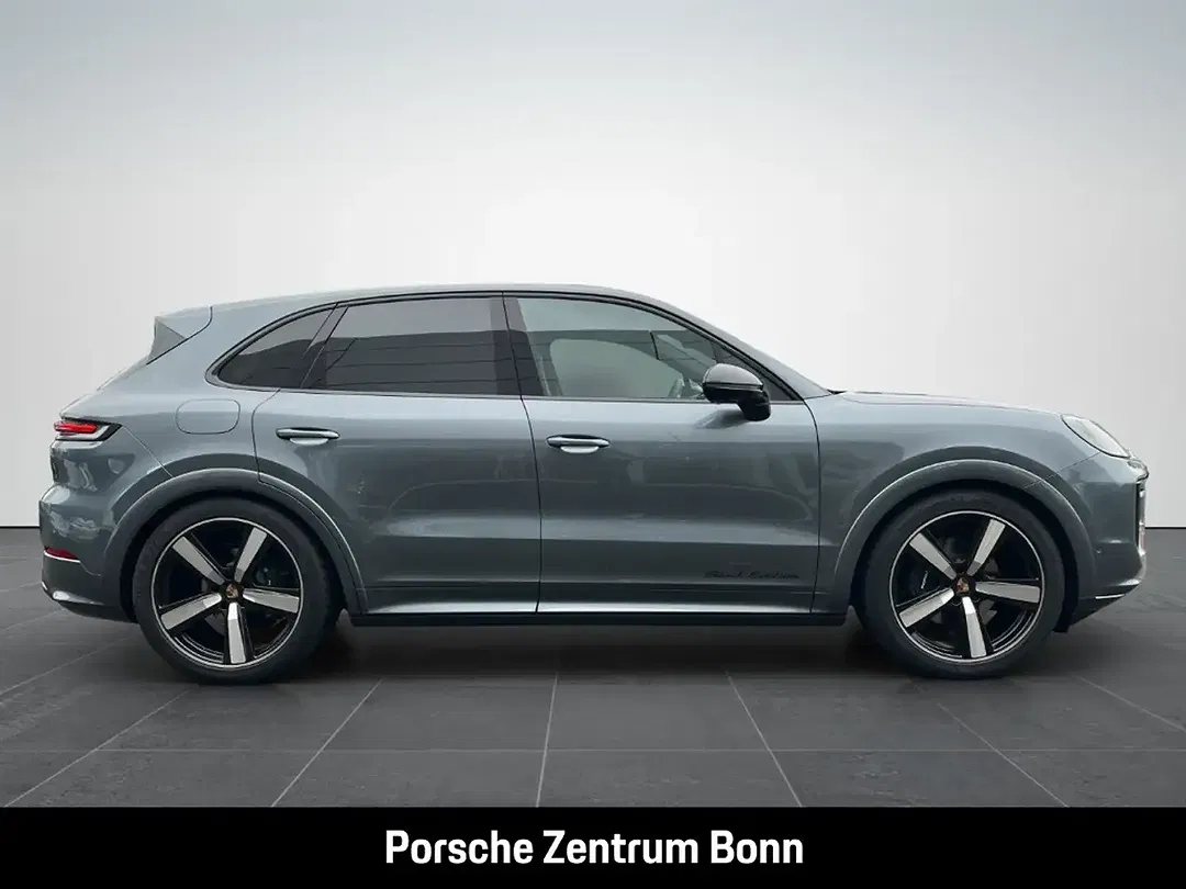 Porsche Cayenne - Thumbnail 4