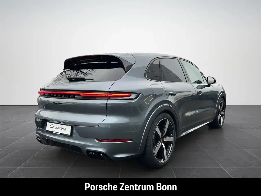 Porsche Cayenne - Thumbnail 5