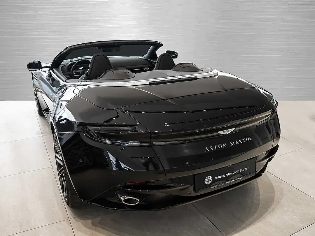 Aston Martin DB12 - Thumbnail 15