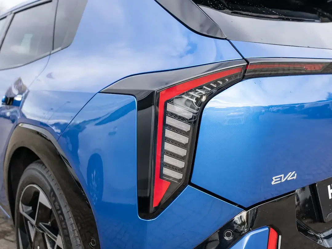 Kia EV4 - Thumbnail 5