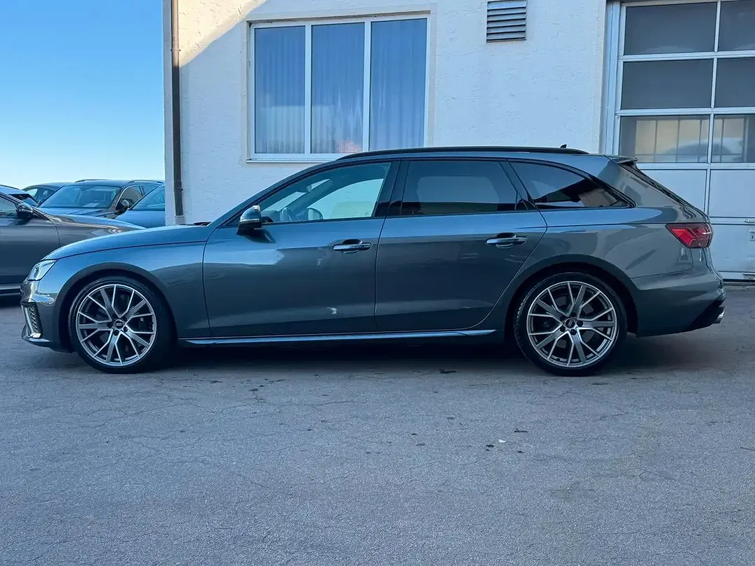 Audi S4 - Thumbnail 12
